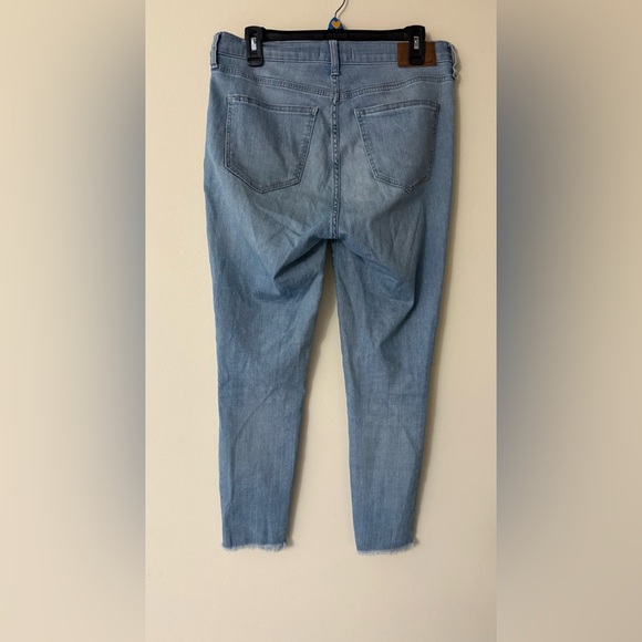 Madewell 9” High Rise Skinny Crop Jeans, size 29, Light Blue Wash, EUC - Picture 7 of 7